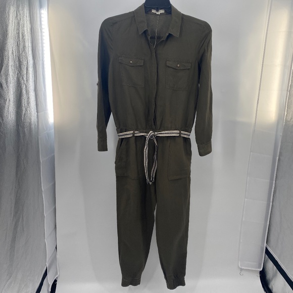 Loft Army green jumpsuit Size Medium Petite NWT